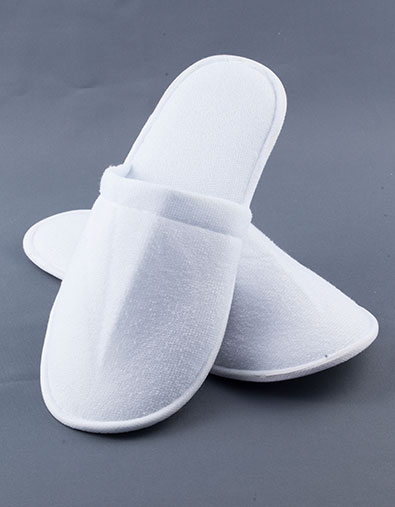 CAHM Uždaros vienkartinės šlepetės, baltos, 5 mm padas